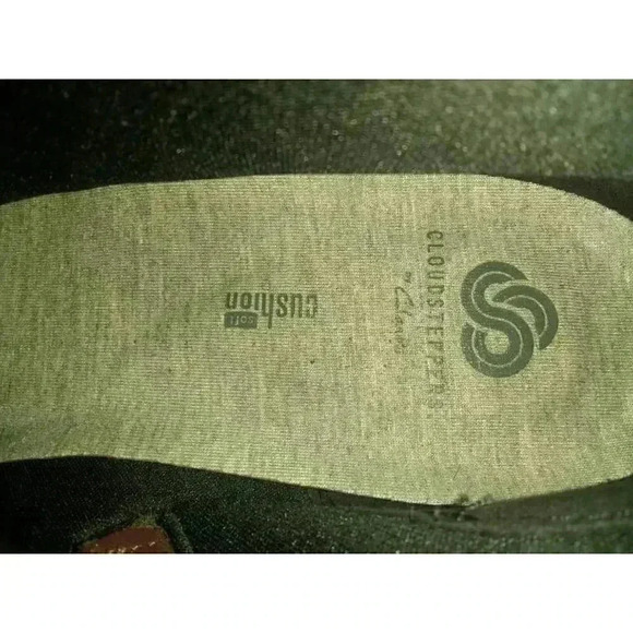 Clarks Womens Ankle Boots Burgundy Black Wedge Heel Round Toe Side Zip 7.5 M - Picture 7 of 7